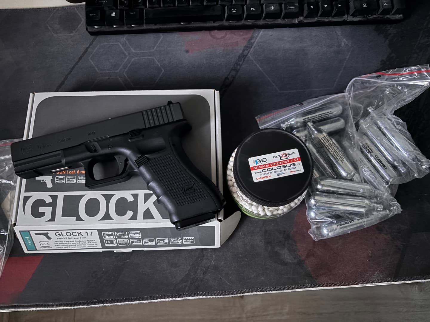 Airsoft pistole Glock 17 Gen4 BlowBack