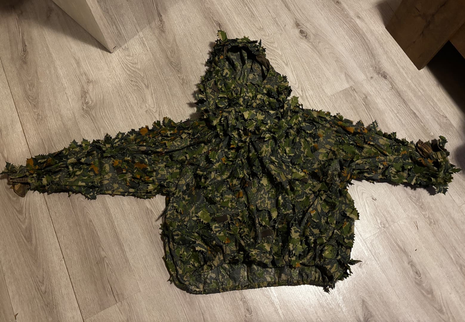 KMSC leafsuit