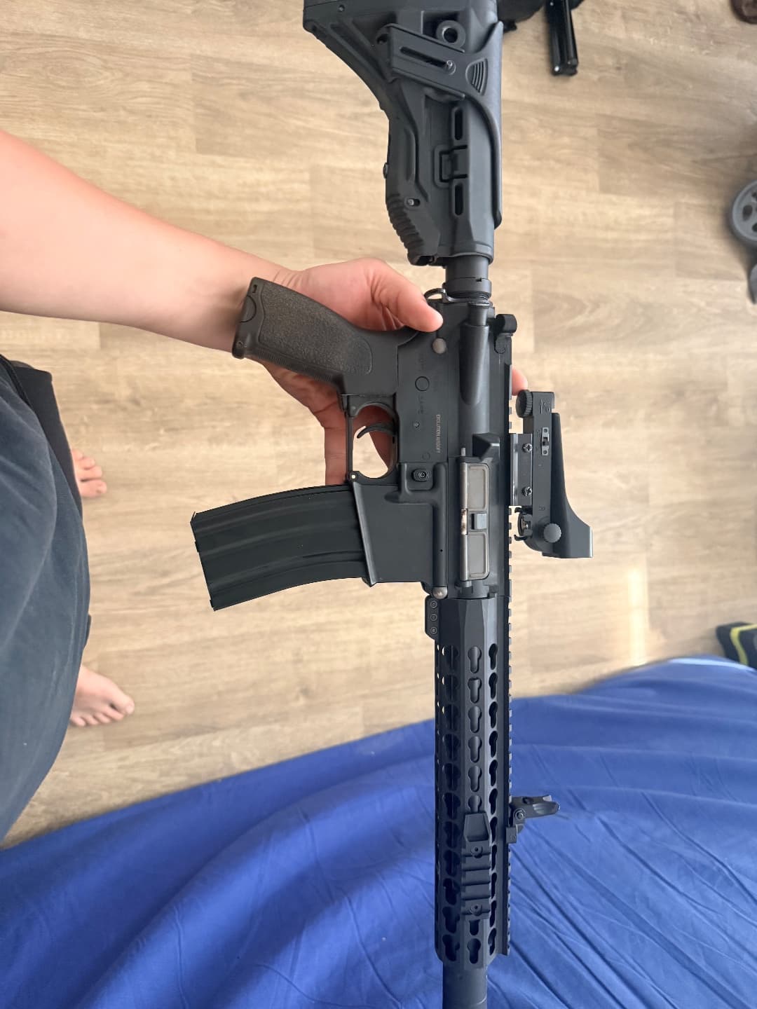 Zbraň M4 elektrická