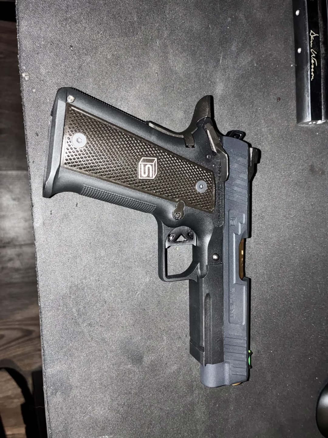 AW Custom Hi-capa